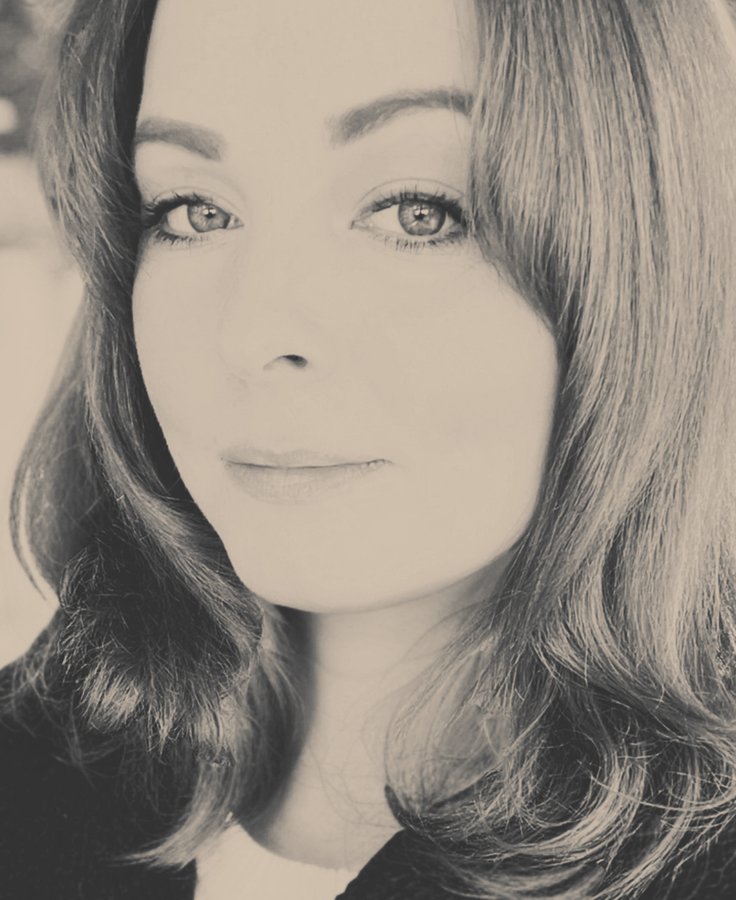 portrait hanneli